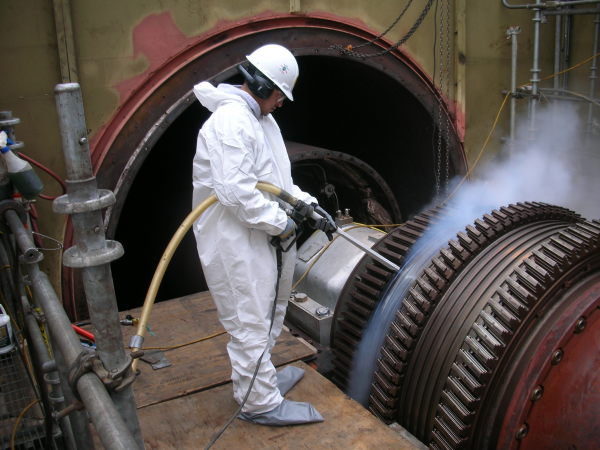 Dry ice cleaning and restoration